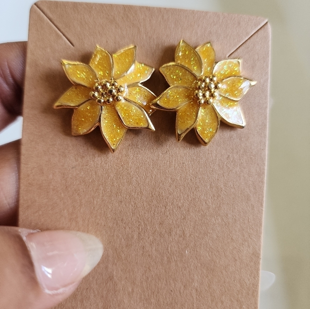Gold Glittery Flower Shaped Stud Earrings
